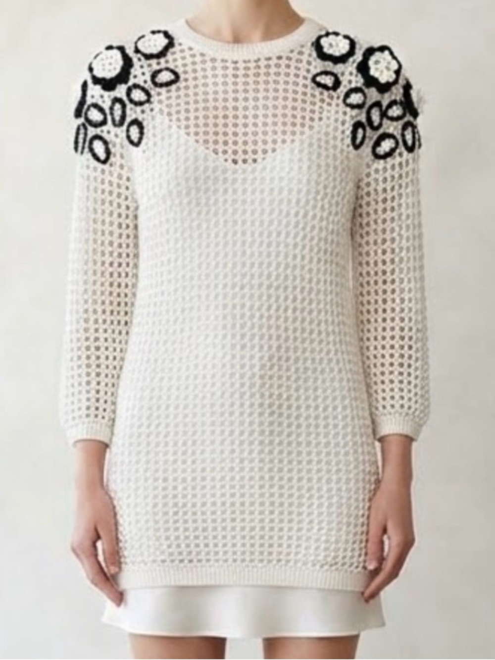 Anne Fontaine Size 44 Polly Net Open weave crochet knit floral appliqué Sweater